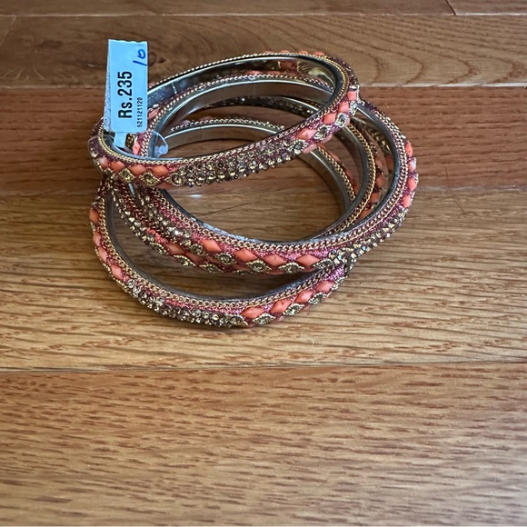 NWT Indian Kundan bracelets size 2.10 sets of 4. - Picture 9 of 11